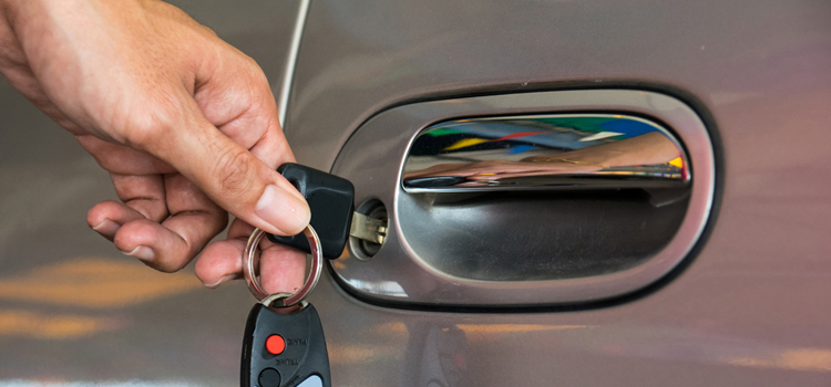 Car door lock repair in Topanga