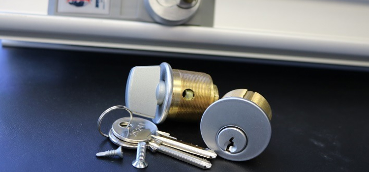 Commercial Lock Installation Topanga